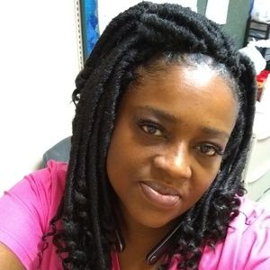 Meet your Posher, Makeshia